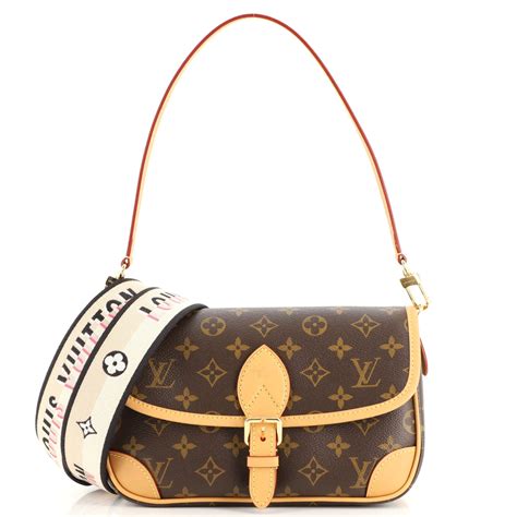 louis vuitton bolsa homem|louis vuitton diane bag 2022.